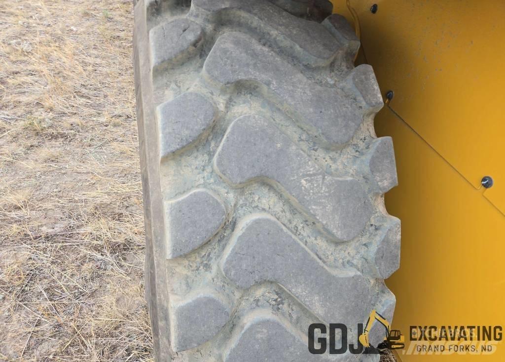 CAT 930M Wheel loaders