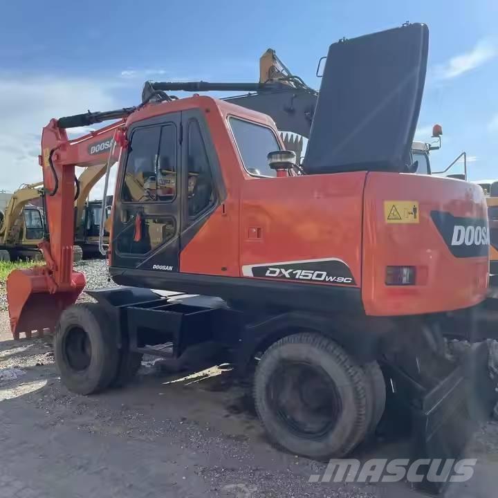 Doosan DX150W Wheeled excavators