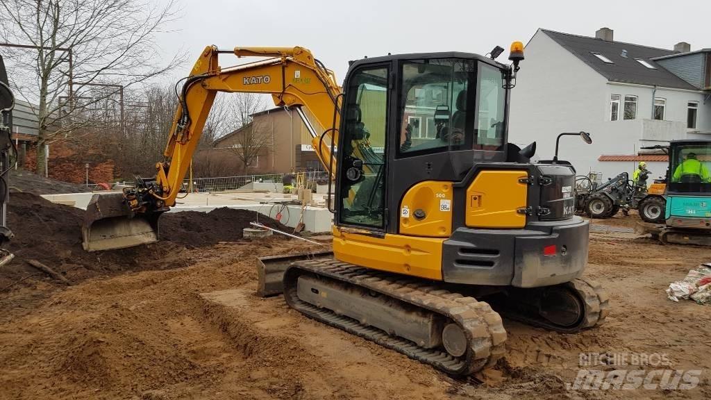 Kato 85V5 Midi excavators  7t - 12t
