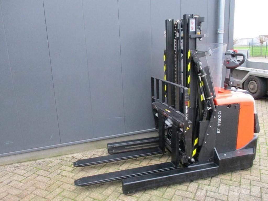 BT SPE120 XR Low lifter with platform