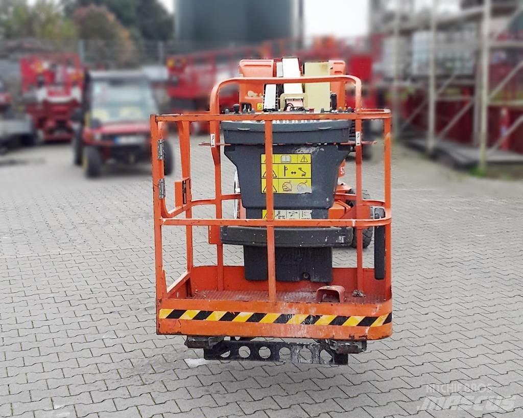 JLG E 300 AJP Articulated boom lifts