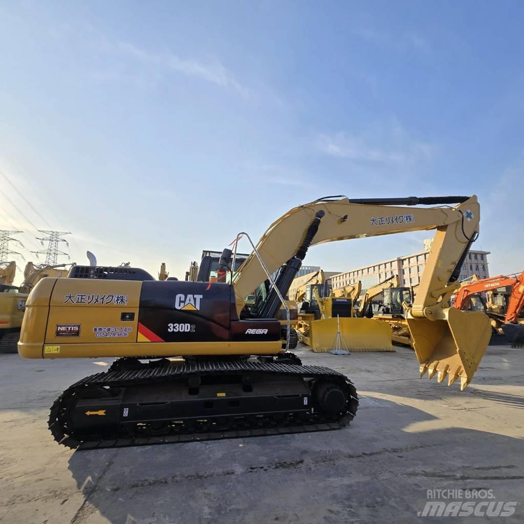CAT 330 D2 Midi excavators  7t - 12t