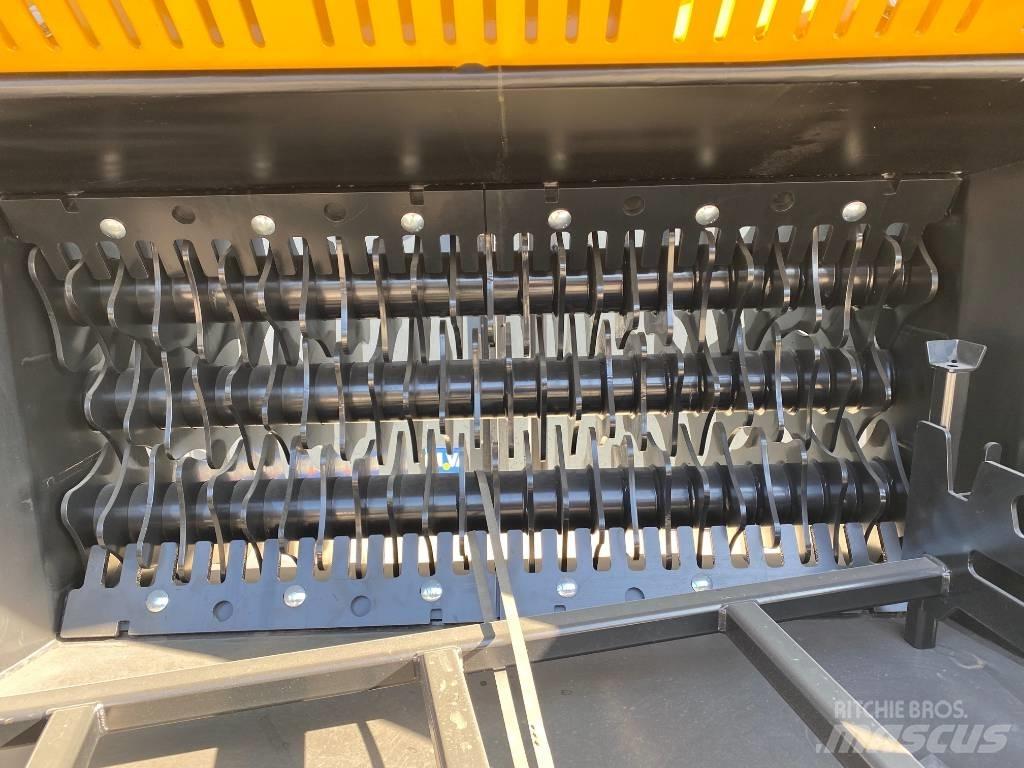 MB Crusher HDS323 Screening buckets