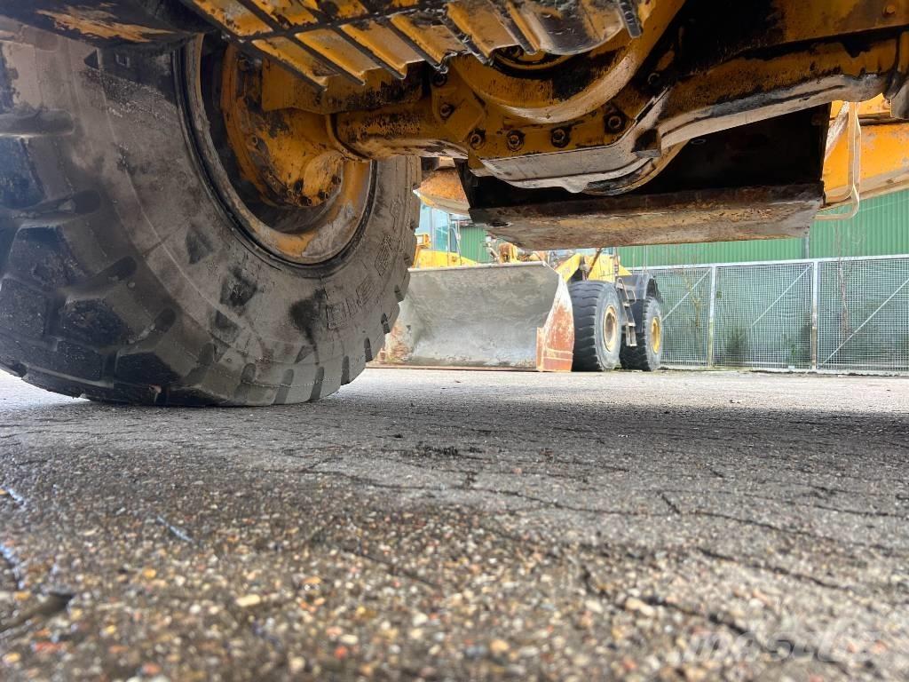 Volvo L 120 C Wheel loaders