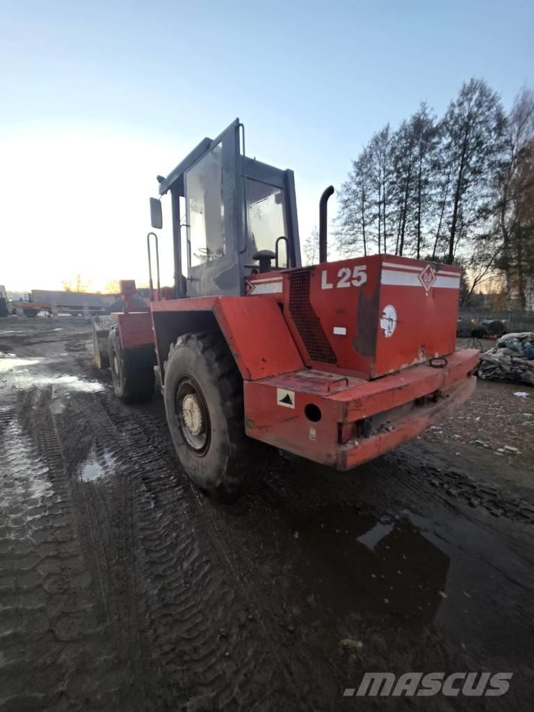 O&K L 25 Wheel loaders