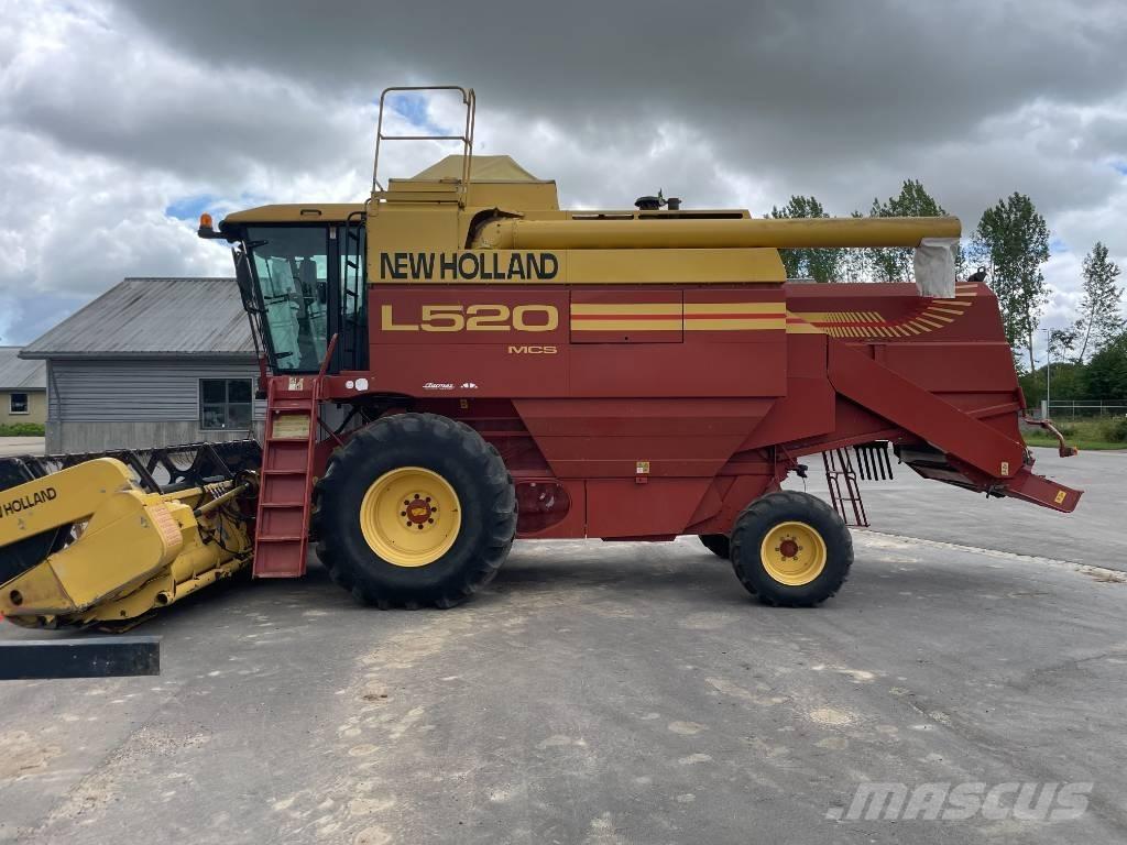 New Holland L520 Combine harvesters