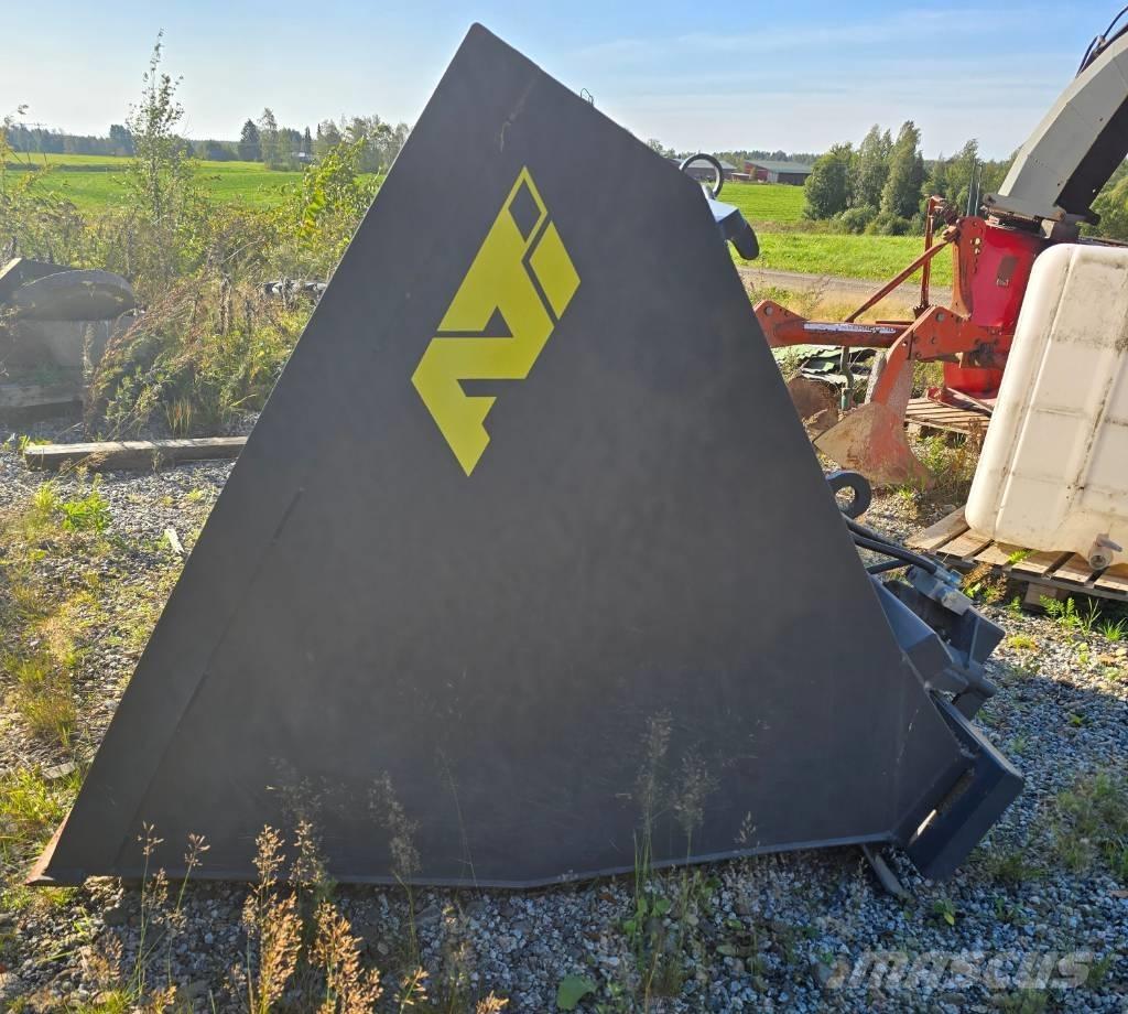 ATI 30 Sand and salt spreaders