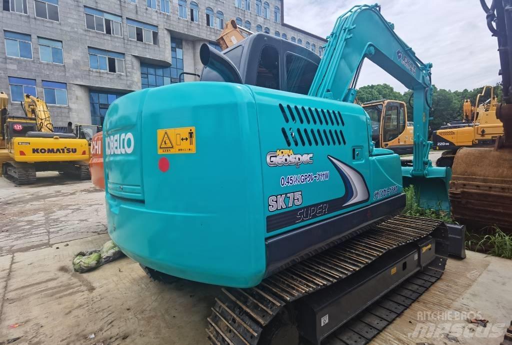 Kobelco SK 75 Midi excavators  7t - 12t