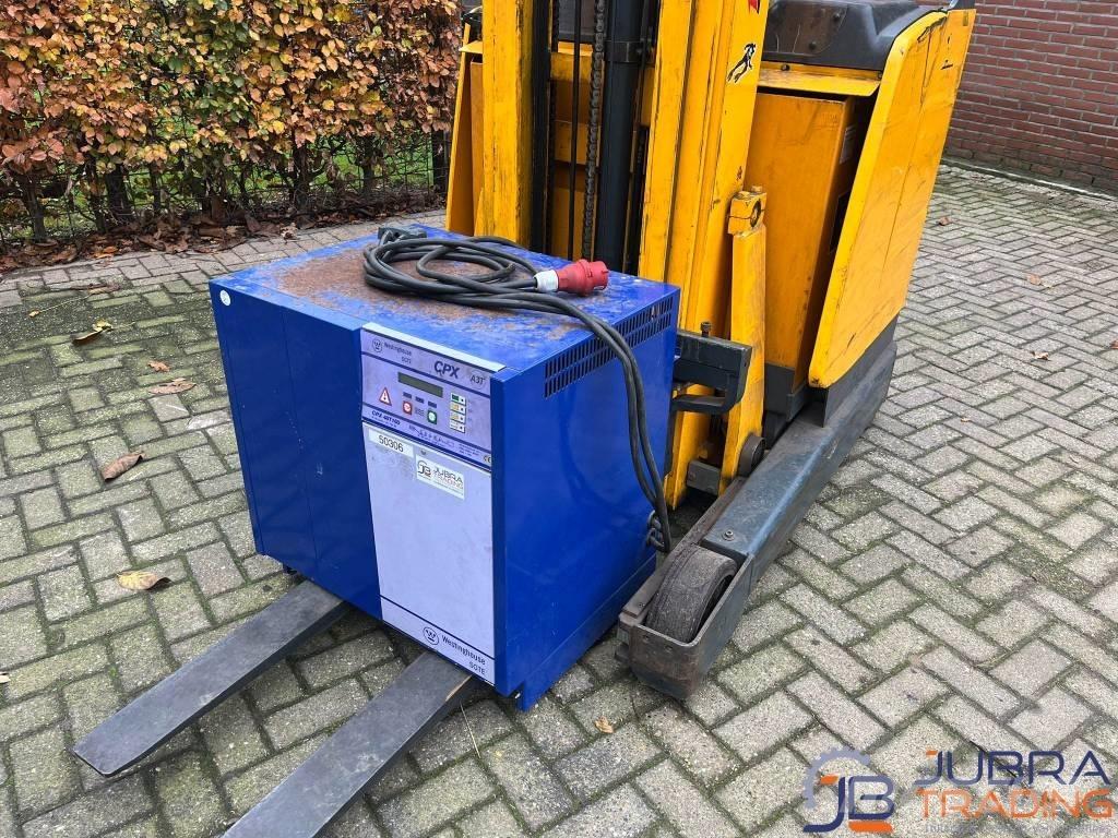 Jungheinrich ETV 214 Reach trucks