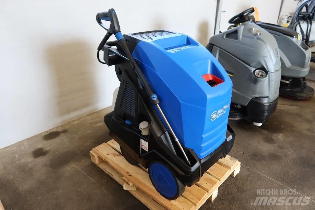 Nilfisk MH 4M Light pressure washers