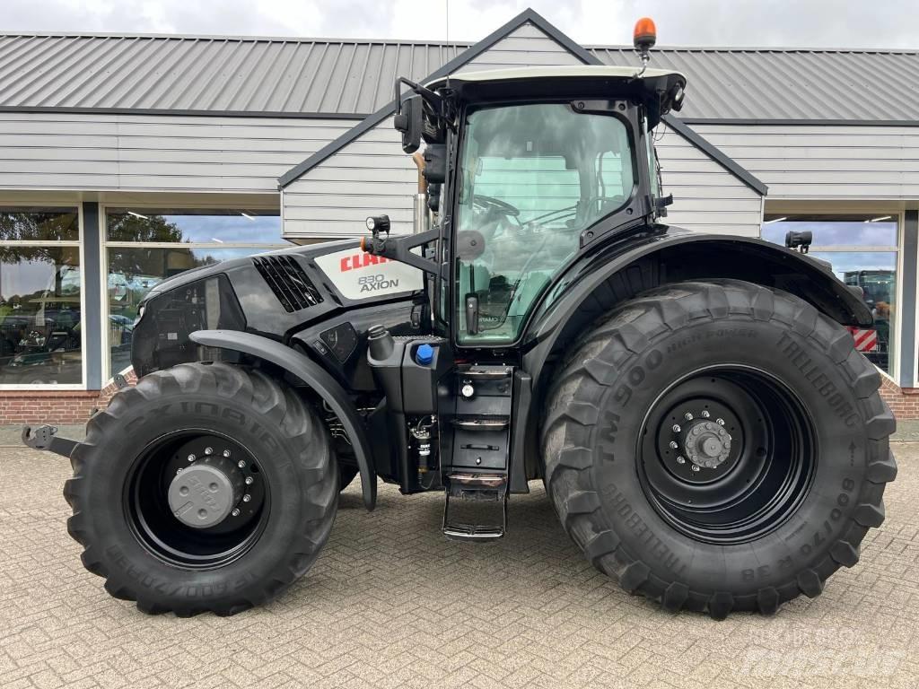 CLAAS Axion 830 Tractors