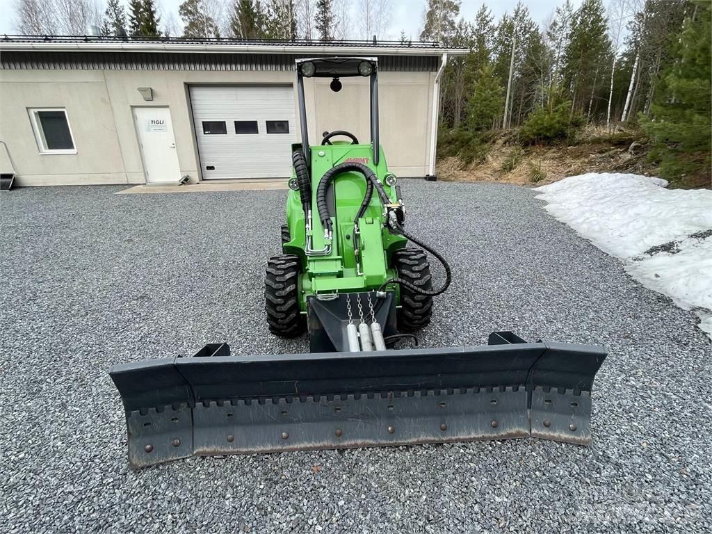 Avant 420 Mini loaders
