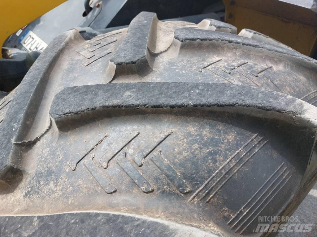Komatsu WA320-5 Wheel loaders