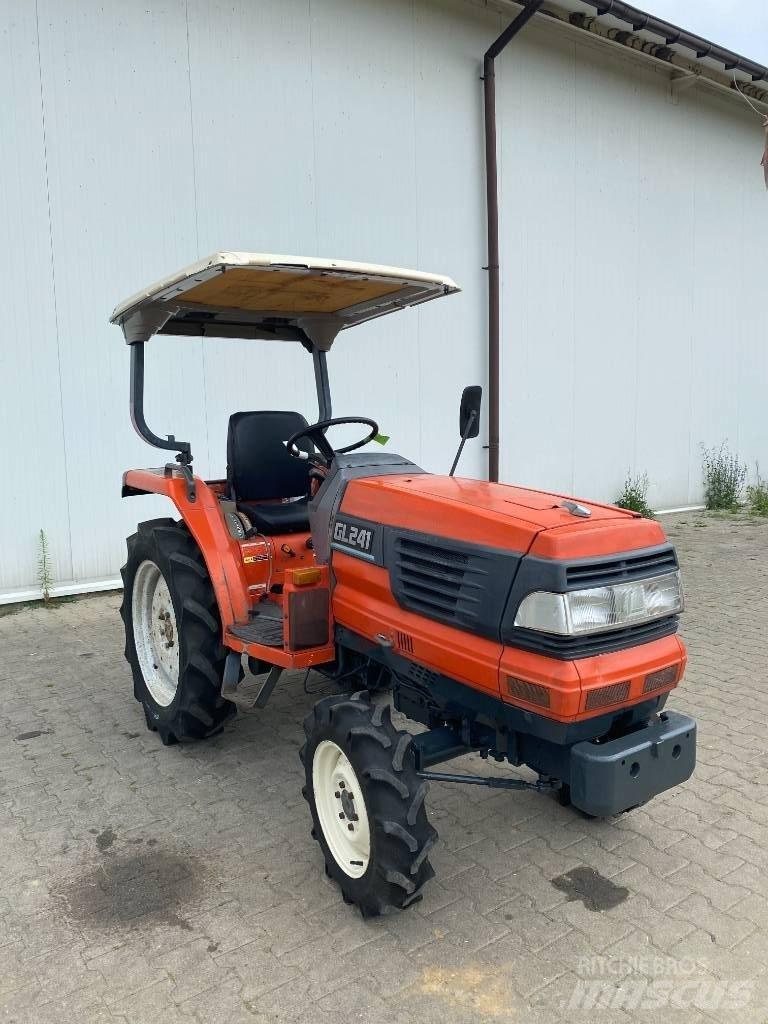 Kubota GL241 Compact tractors