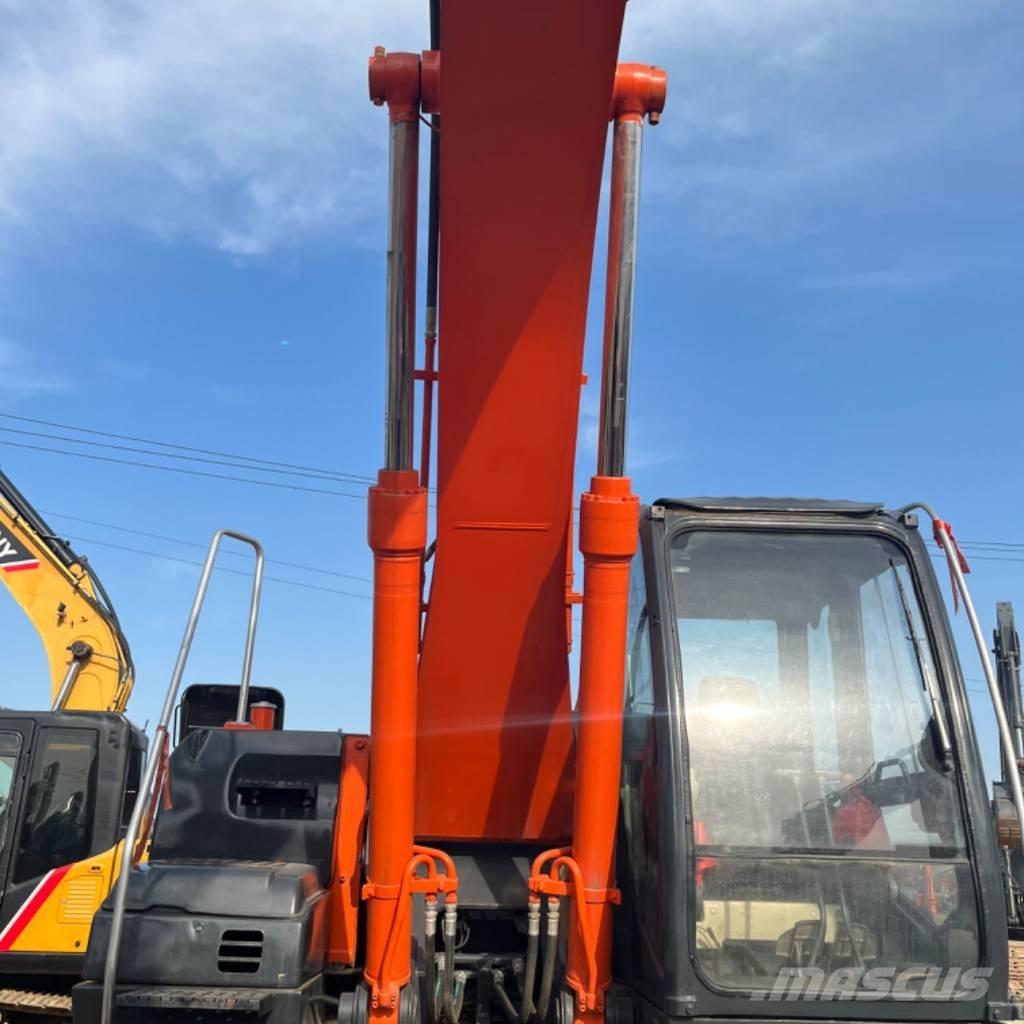 Hitachi ZX 240 Crawler excavators