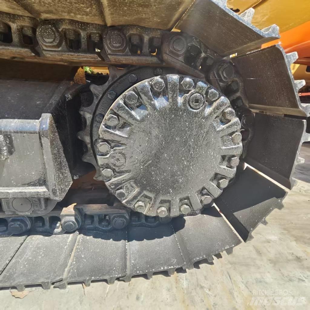 CAT 320 D Crawler excavators