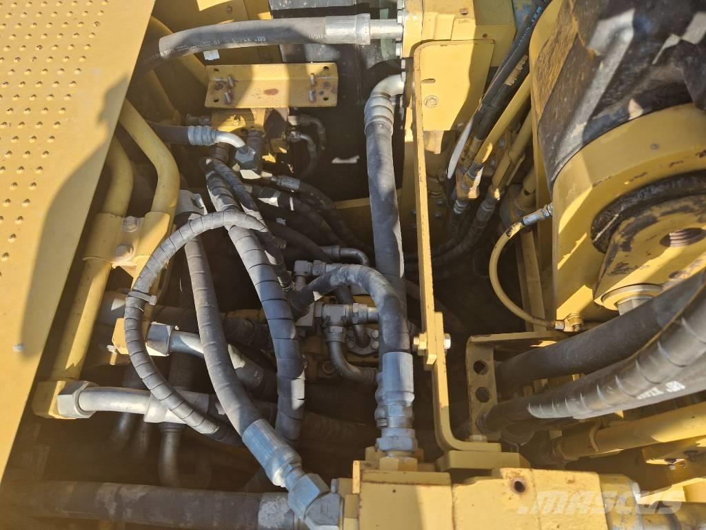 CAT 323D LRR * 2011r. * Crawler excavators