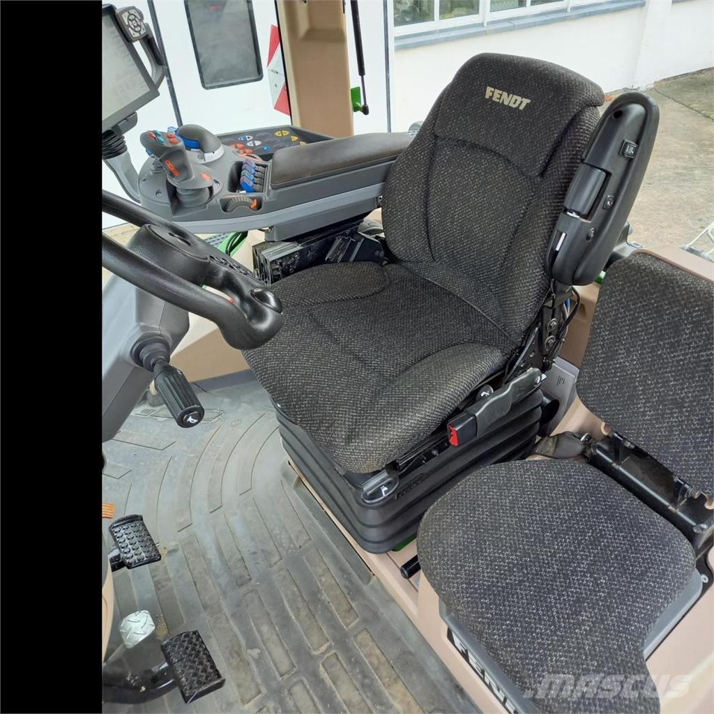 Fendt 943 MT Tractors