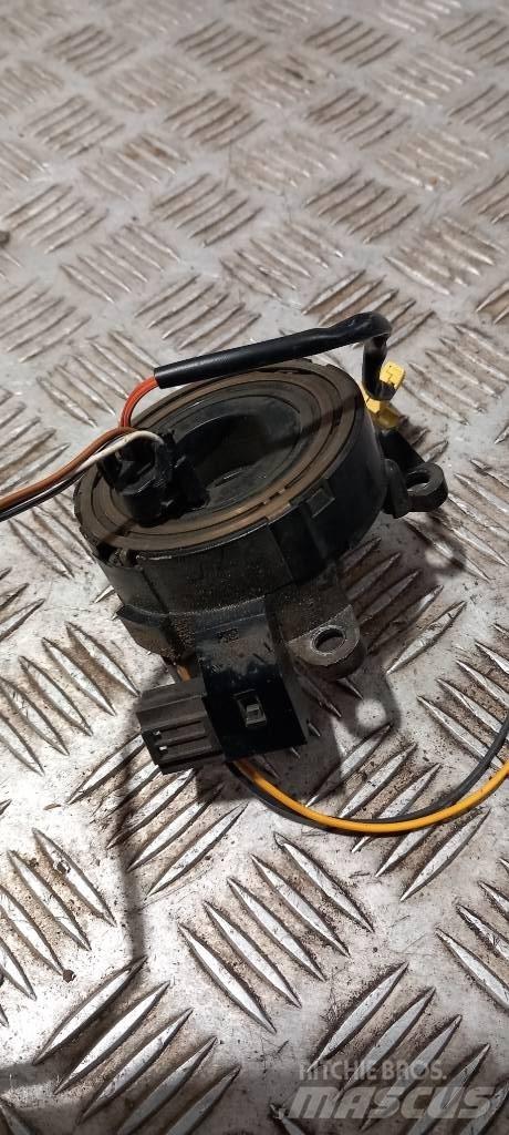 Volvo FH 12.    3457550 Electronics