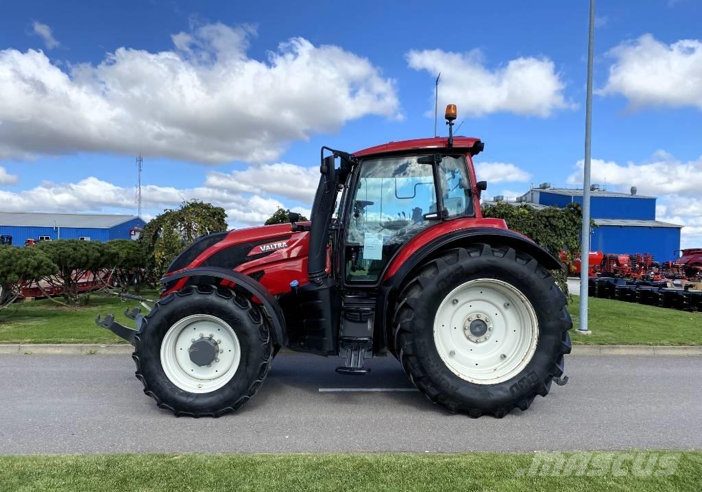 Valtra T 234 A Tractors