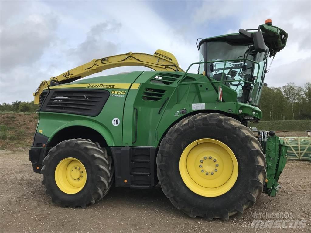 John Deere 9800i Self-propelled foragers
