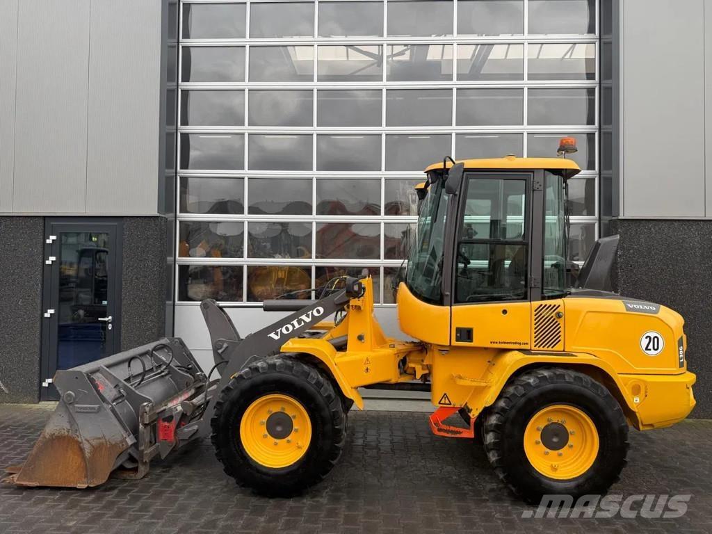 Volvo L30G Wheel loaders