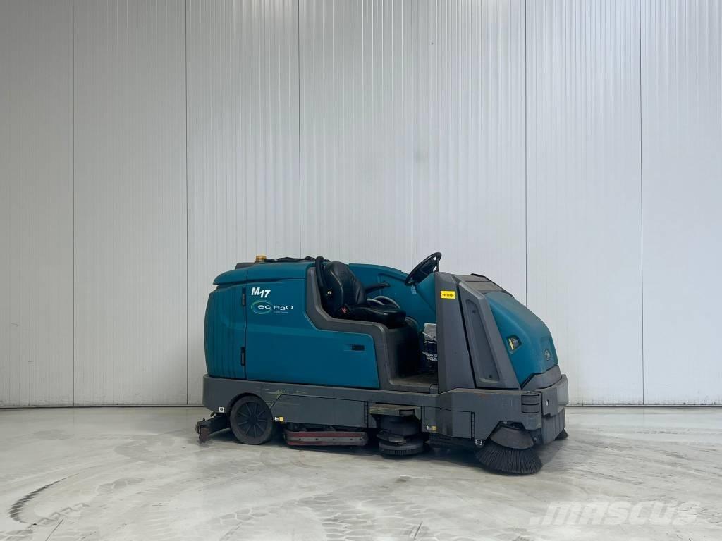 Tennant M17 Sweepers