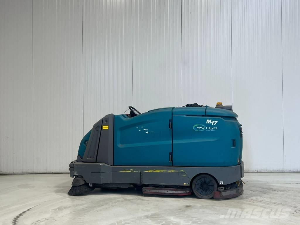 Tennant M17 Sweepers