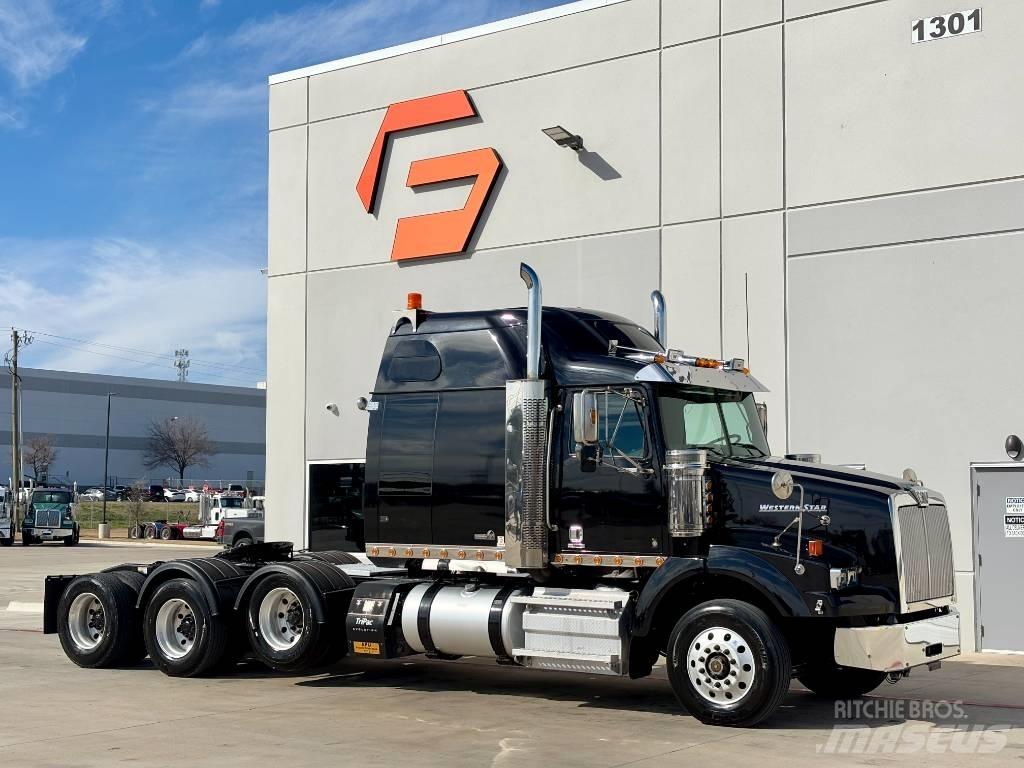 Western Star 4900 SB Tractor Units