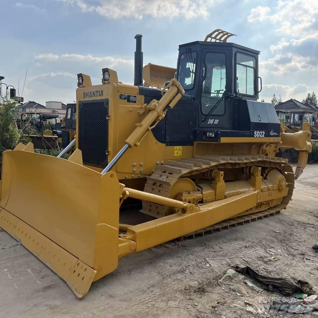 Shantui SD 22 Crawler dozers