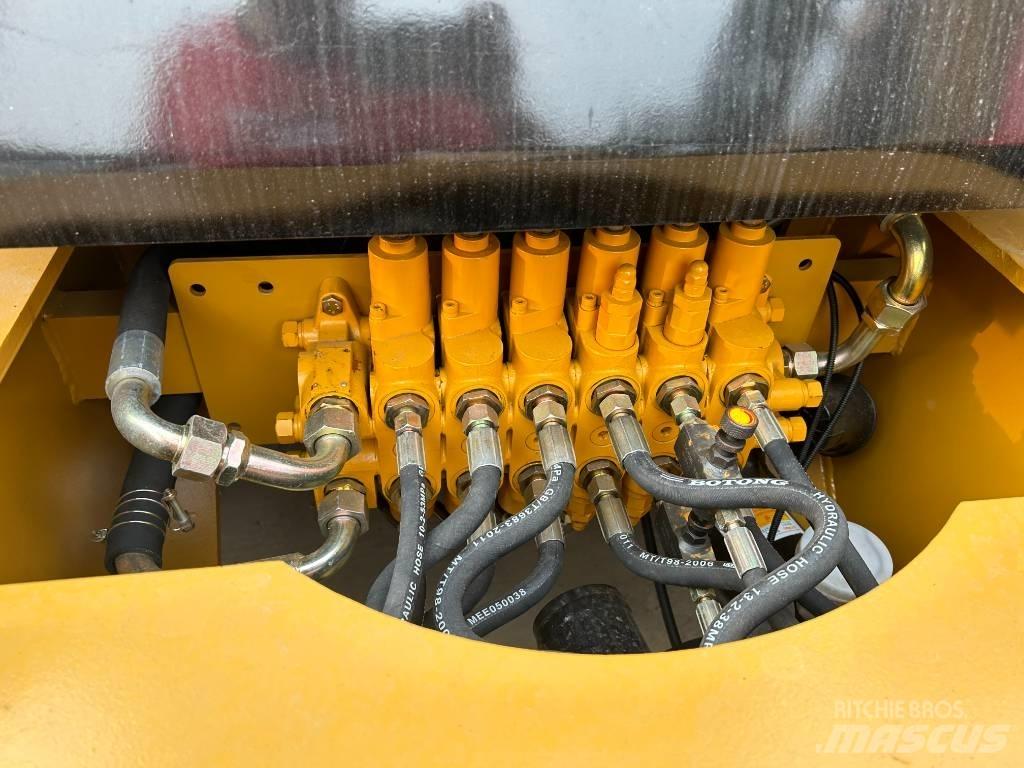 CAT 420 F Backhoe loaders