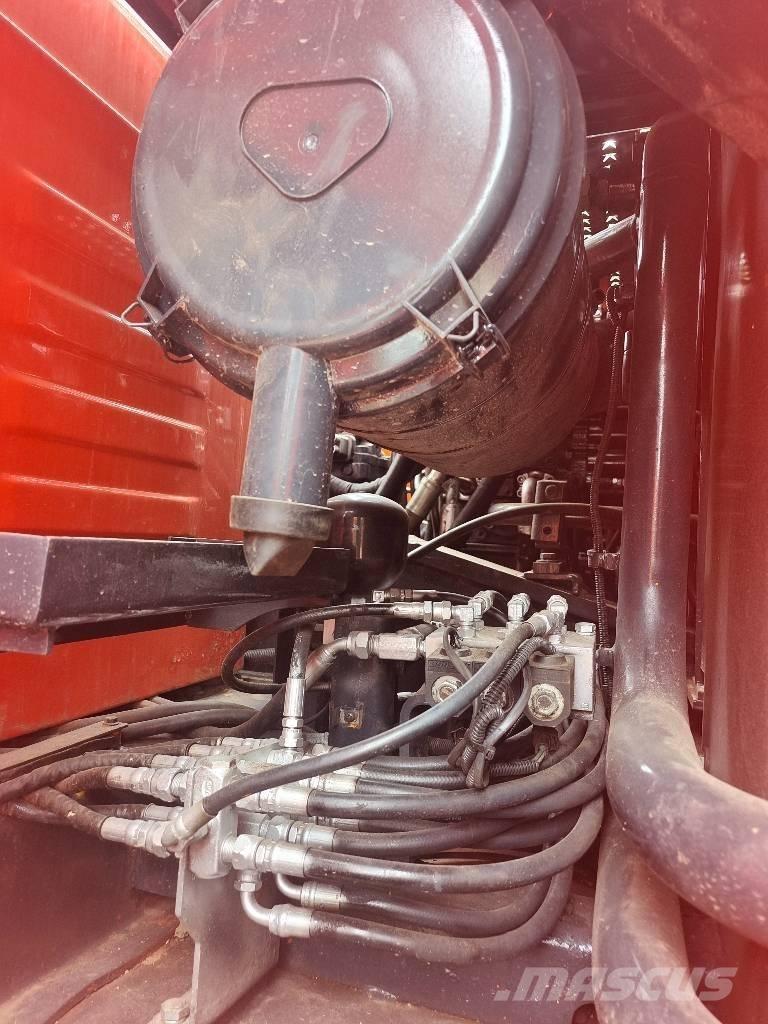 Doosan DX 225 Crawler excavators