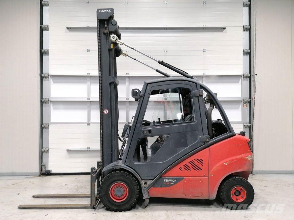 Linde H30T-02 LPG trucks