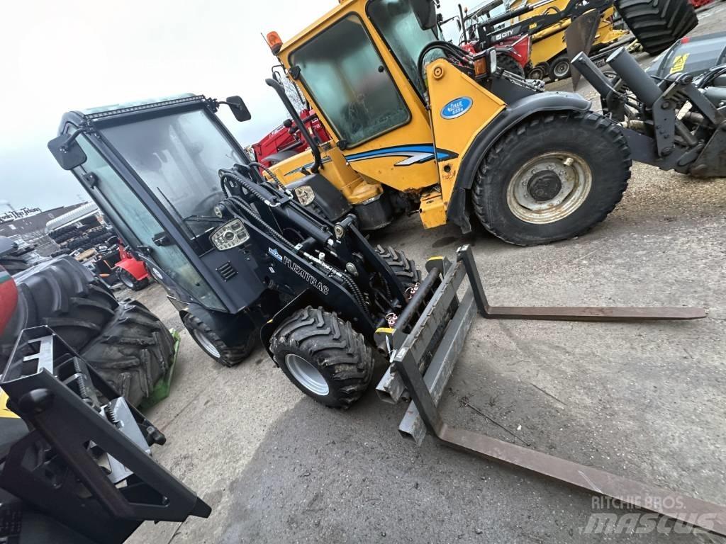 Flexitrac 810 / 1126 Skid steer loaders