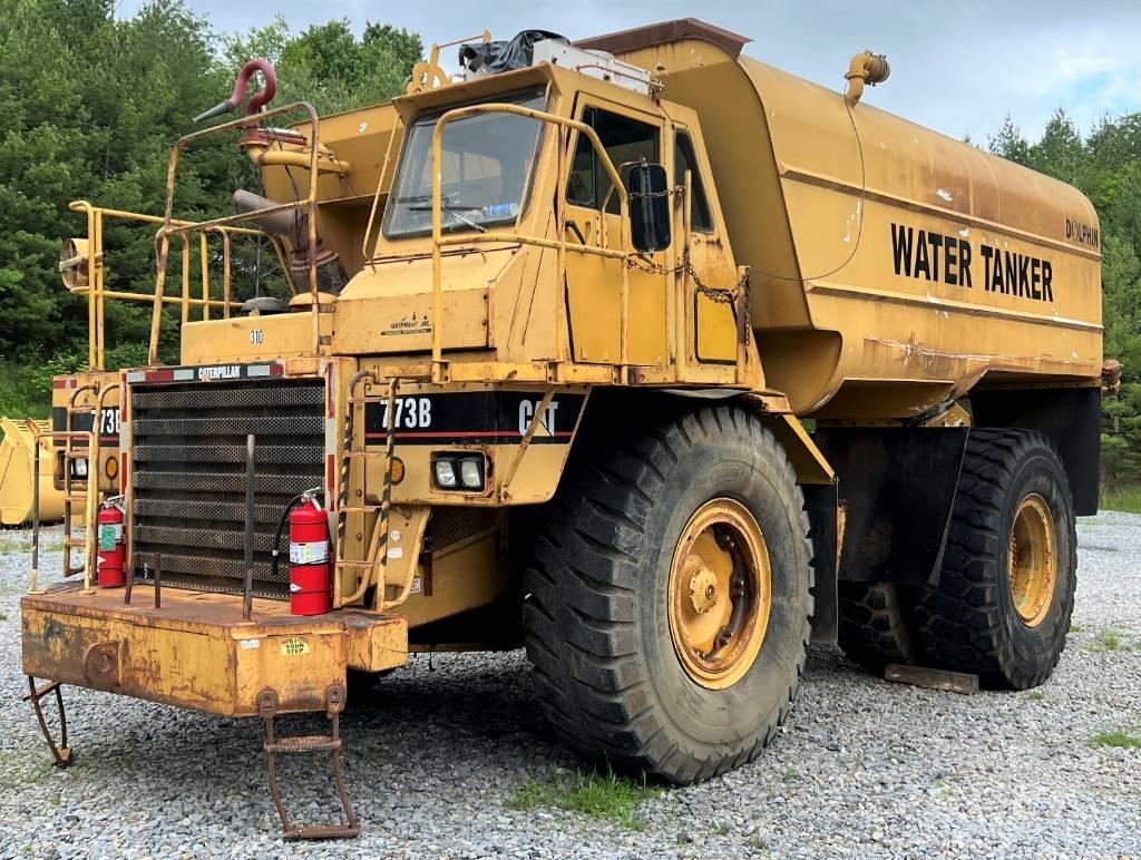 CAT 773 B Water tankers