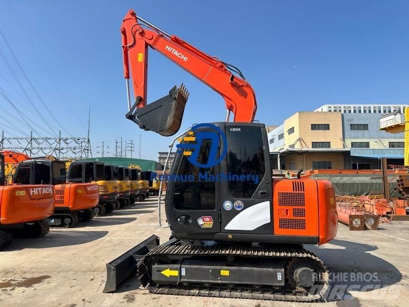 Hitachi ZX70 Crawler excavators