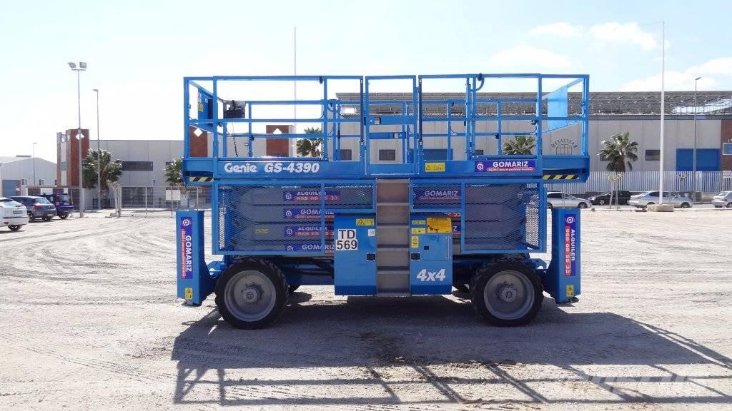 Genie GS 4390 RT Scissor lifts