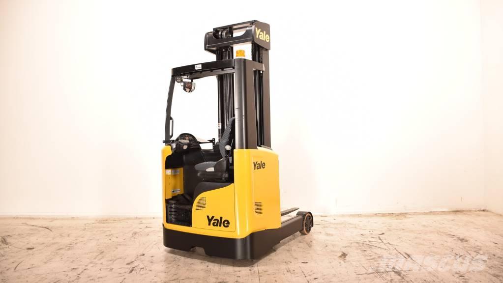 Hyster MR 14 Reach trucks