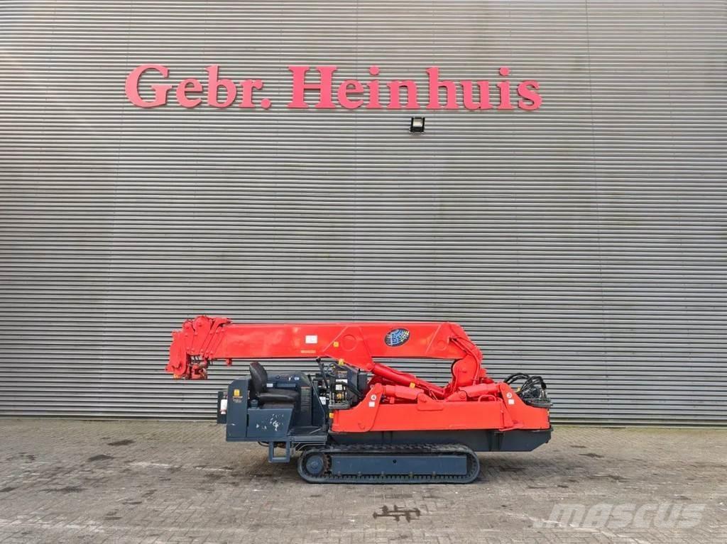 Unic URW 506 CDE Tracked cranes