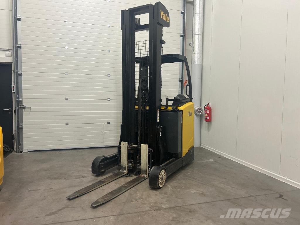 Yale MR 14 Reach trucks