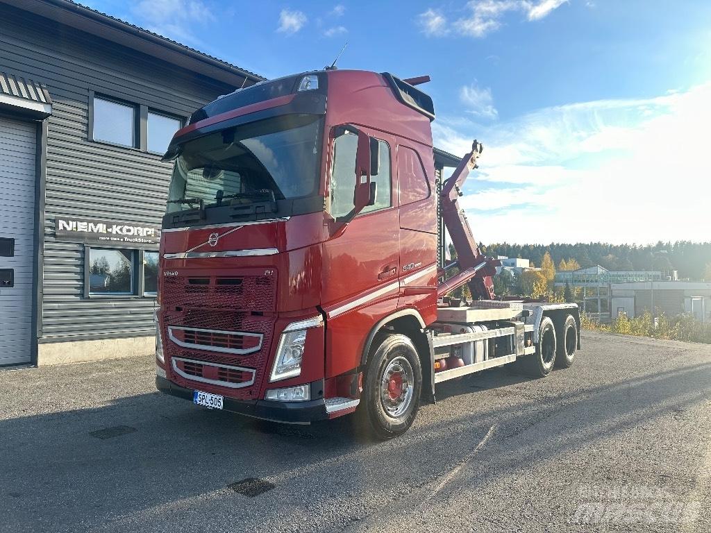 Volvo FH13 540 6x4 Hook lift trucks