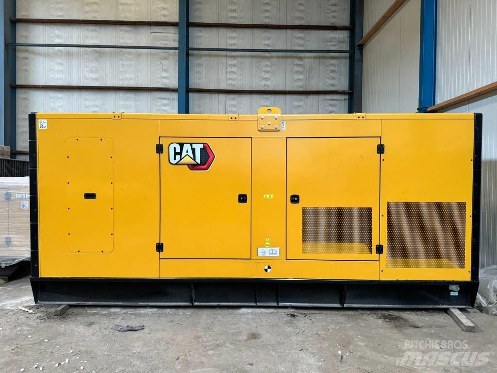 CAT C13 - DE400E0 Diesel Generators