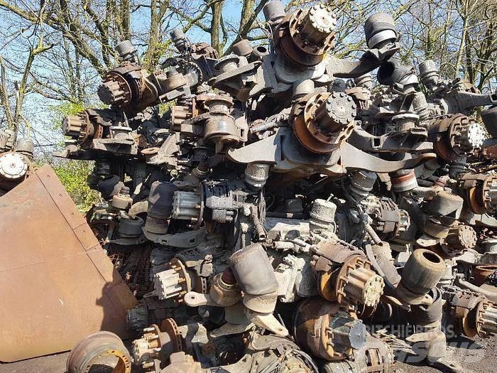 Axles Autobus Transportation - Others