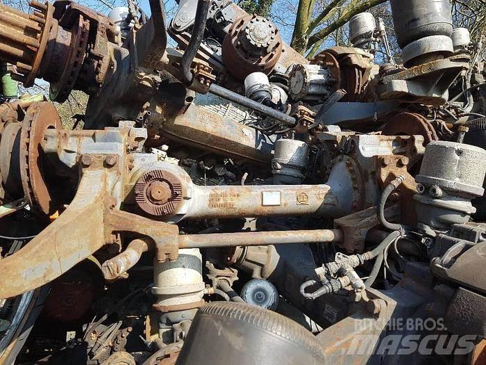  Axles Autobus Transportation - Others