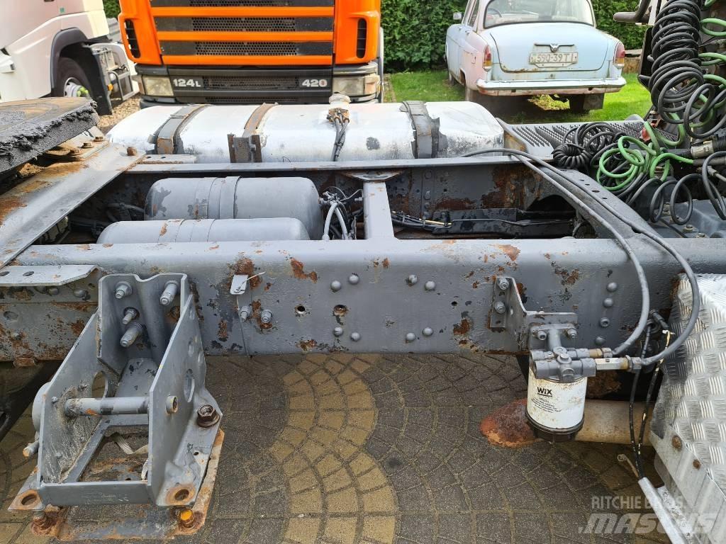 Scania 114L340 Tractor Units