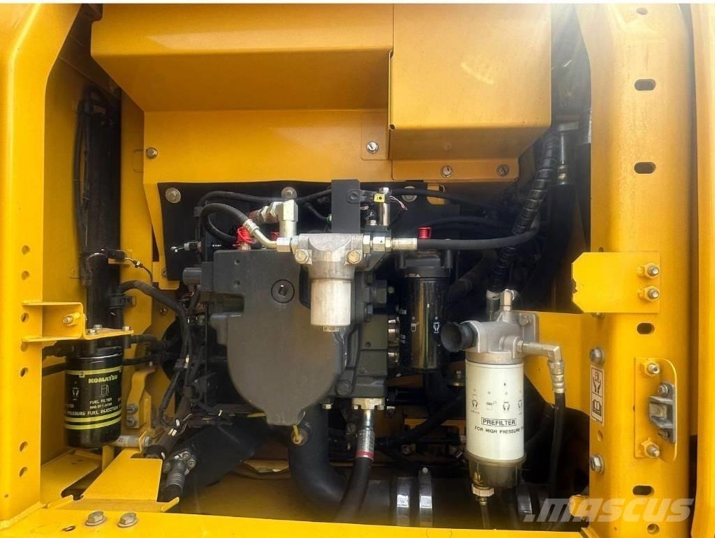 Komatsu PC 210 LC-11 Crawler excavators