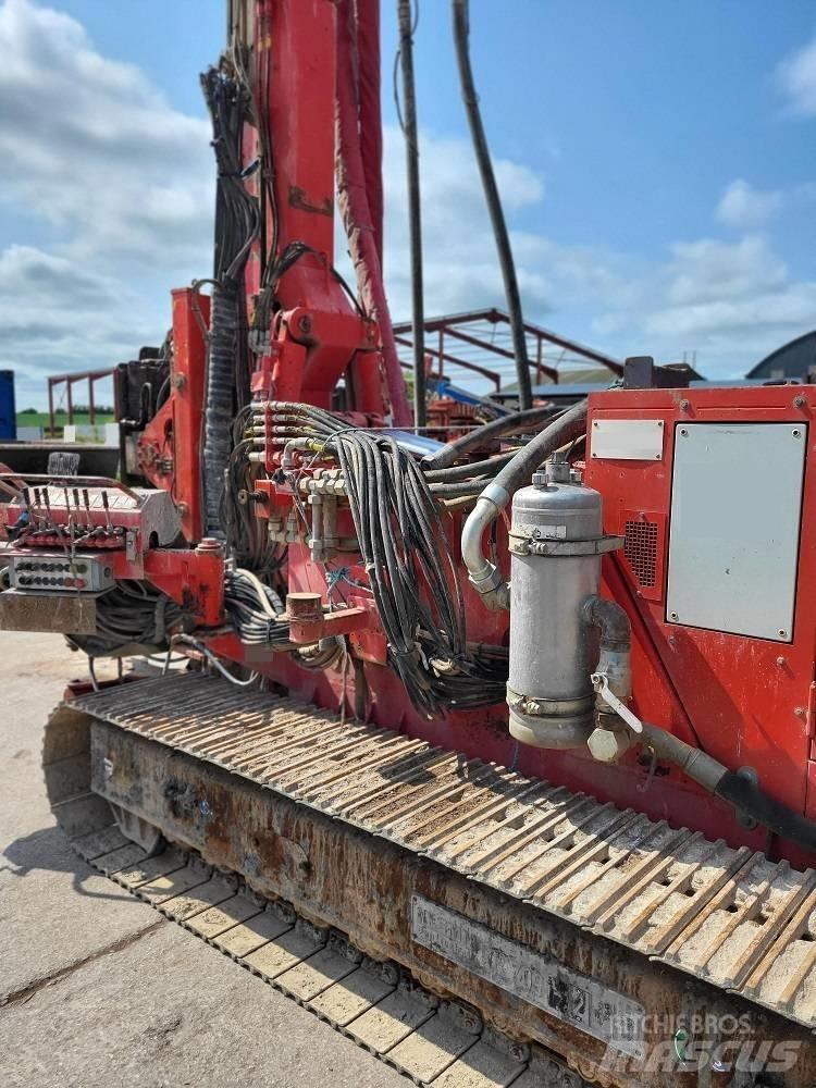 Klemm KR709-2 Piling rigs