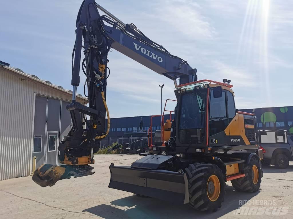 Volvo EW160E Wheeled excavators
