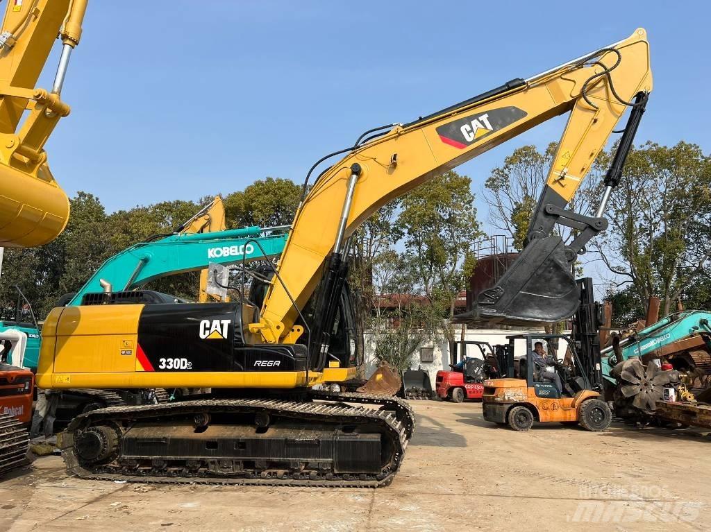CAT 330 Crawler excavators