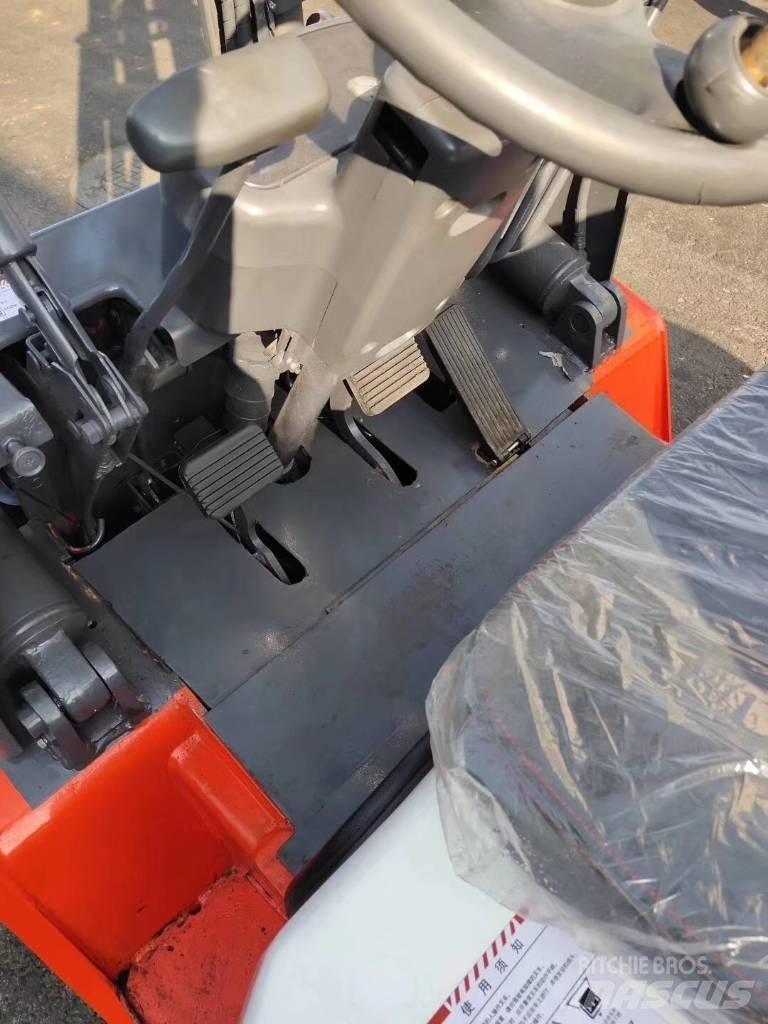 Heli K 35 Diesel trucks